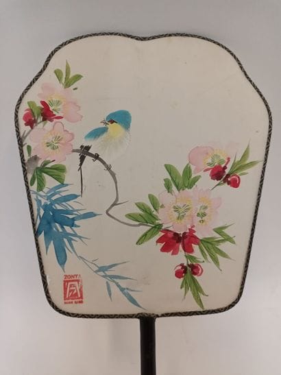 ZONTA, Hong Kong, éventail de type Uchiwa,...