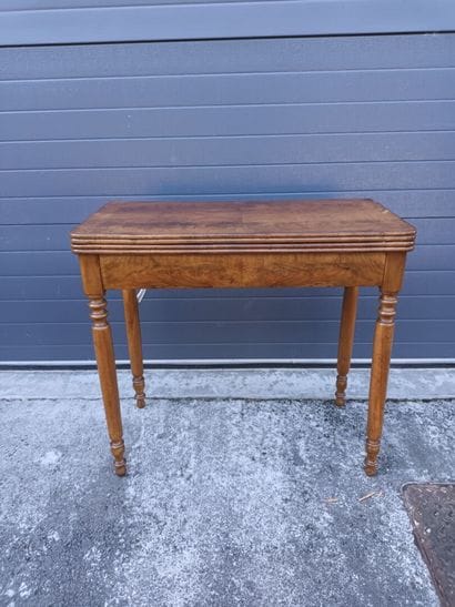 Table à jeux XIXème
dimensions refermée :...