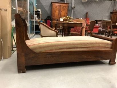 Lit de repos d'époque Empire formant divan
H...