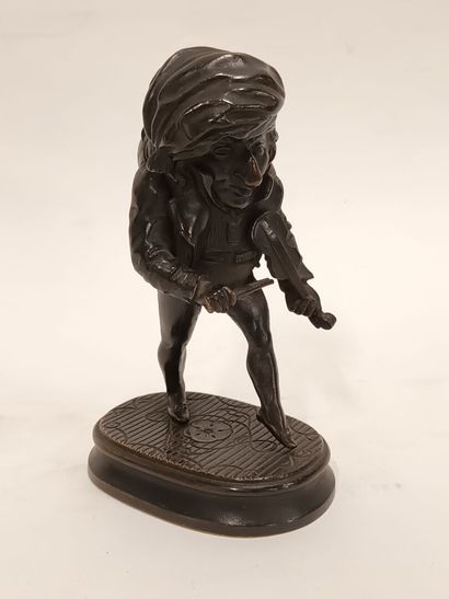 Dans l'esprit de CALLOT
Encrier en bronze...