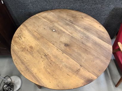 Table ronde d'époque Louis-Philippe
H : 73...
