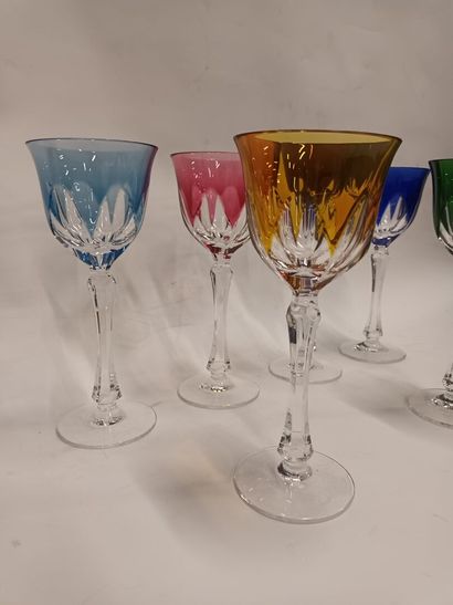 KLEIN à Baccarat 
Six verres à pied en cristal...