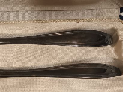 Coffret de couverts de baptème en métal argenté...