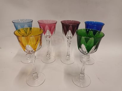 KLEIN à Baccarat 
Six verres à pied en cristal...