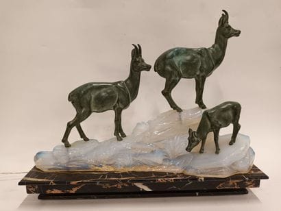 Fritz DILLER (1875-1945)
Groupe de chamois...