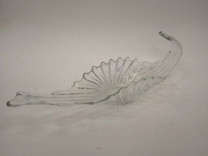 Coupe de forme libre en cristal
Longueur...