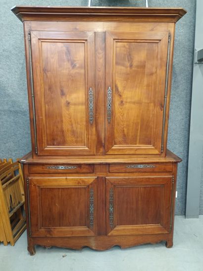 Buffet deux corps XIXème en merisier
231...