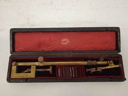 Chambre claire universelle
P.BERVILLE