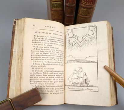 Un ensemble de 4 volumes reliés du XVIIIe...