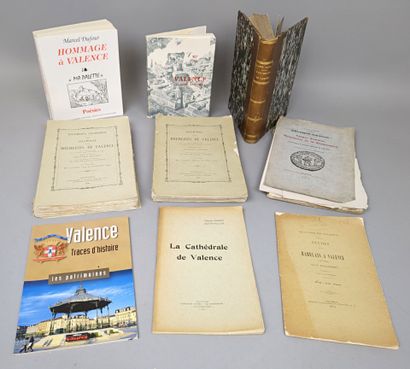 [Drôme]. 9 volumes ou plaquettes relatifs...