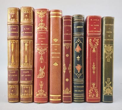 [Reliure] Réunion de 8 volumes bien reliés...