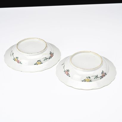 Chine, XVIIIe siècle, 
Paire de coupes creuses...