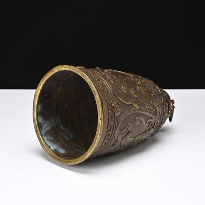 Cloche en bronze,
Chine fin du XIXe siècle,...