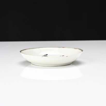 MEISSEN, Assiette polylobée en porcelaine...