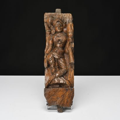 Inde, Paire de bois de char en bas-relief...