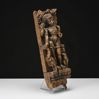 Inde, bois de char figurant : Ardhanarishvara,...