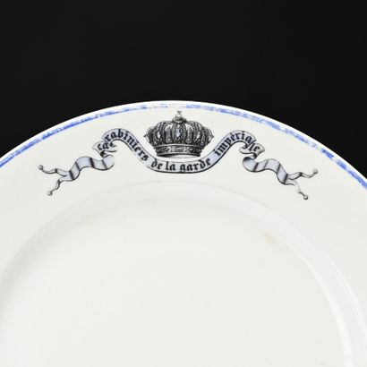[GARDE IMPERIALE] Service de table du mess...