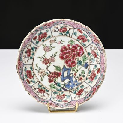 Chine, XVIIIe siècle, 
Coupe en porcelaine...