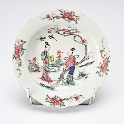 Chine, XVIIIe siècle, 
Paire de coupes creuses...