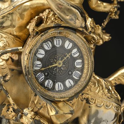 Centaure et bacchus enfant 
Pendule en régule...