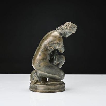 Venus accroupie
Epreuve en bronze patiné...