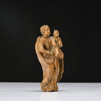 Vierge à l'Enfant en buis sculpté
18ème siècle
H...