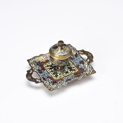 Encrier en bronze cloisonné
Epoque Napoléon...