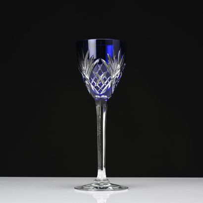 SAINT LOUIS
Six verres à pied en cristal...