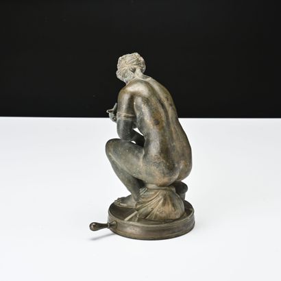 Venus accroupie
Epreuve en bronze patiné...
