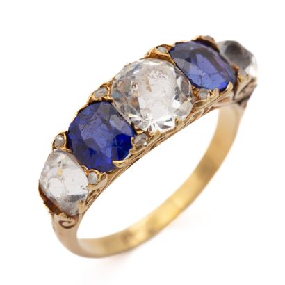 Bague jarretière en or jaune 18 K (750) suite...