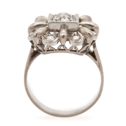 Bague en platine en or blanc (750) 18K, corbeille...
