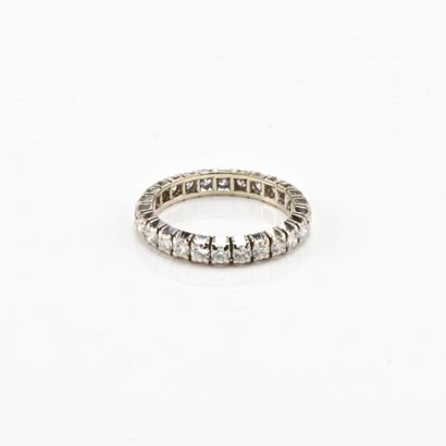 Alliance américaine en or blanc (750) 18K...
