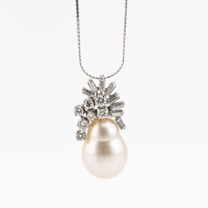 Chaîne en or blanc (750) 18K maille anglaise...