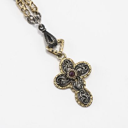 Collier en argent et vermeil retenant une...