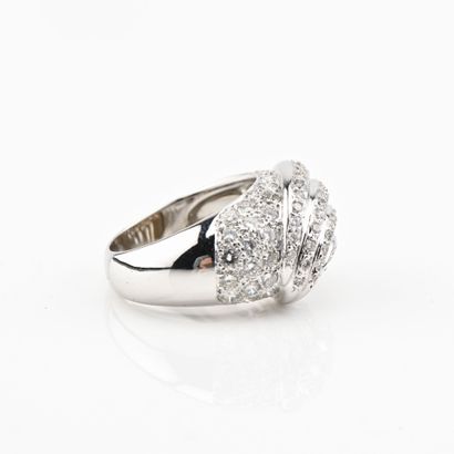 Bague boule en or blanc (750) 18K ornée de...