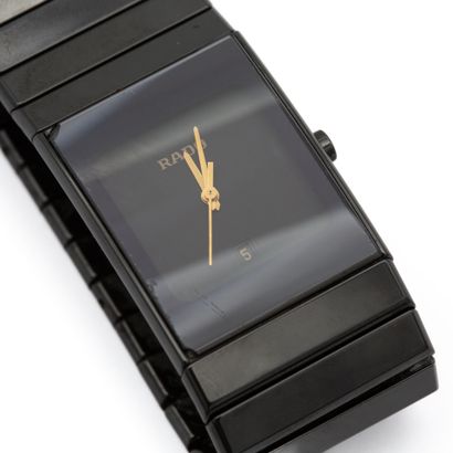RADO. Montre céramique noire. Mouvement à...