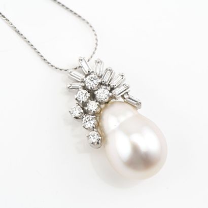 Chaîne en or blanc (750) 18K maille anglaise...