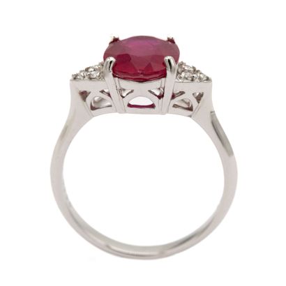 Bague en or blanc (750) 18K ornée d'un rubis...