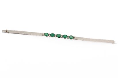 Bracelet en or blanc (750) 18K maillons articulés...