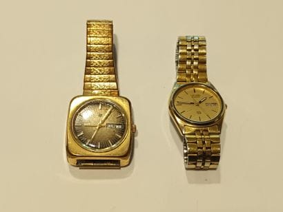 LIP AUTOMATIC, gold-plated metal case and...