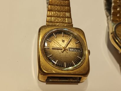 LIP AUTOMATIC, gold-plated metal case and...