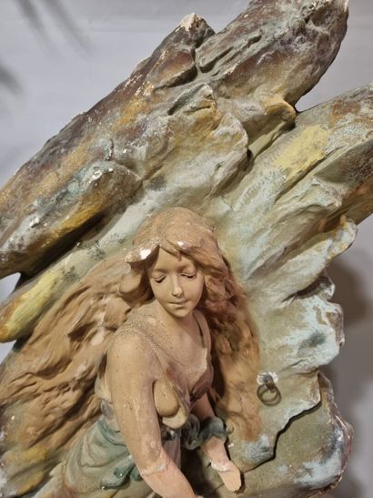 Andromède 
Sujet en plâtre polychrome représentant...