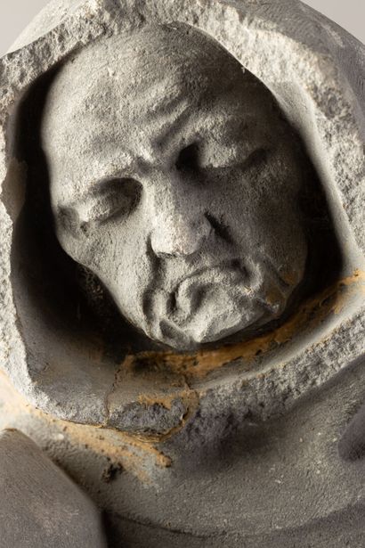 École moderne dans le goût médiéval 
Pleurant
Statuette...