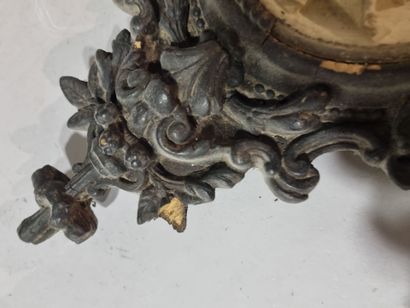 Bénitier composé d'un coquillage et d'un...