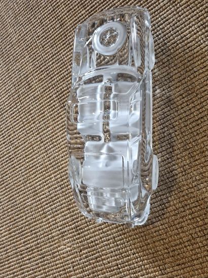 DAUM France
PORSCHE 911 en cristal moulé
...