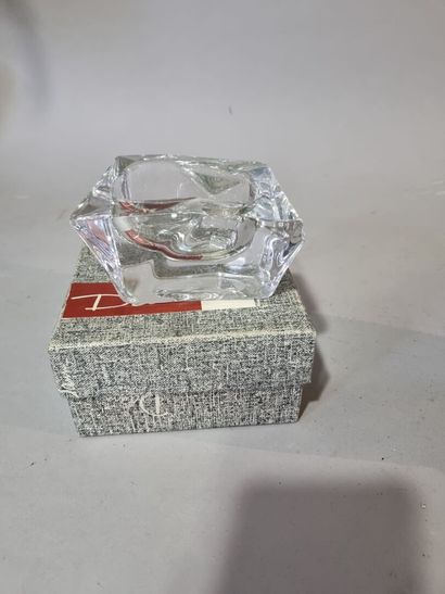 DAUM FRANCE 
Cendrier en cristal dans sa...