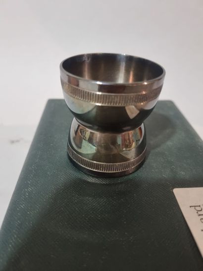 Lot de 3 coffrets : 
1 / Timbale et rond...