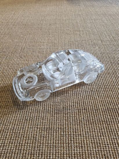 DAUM France
PORSCHE 911 en cristal moulé
...