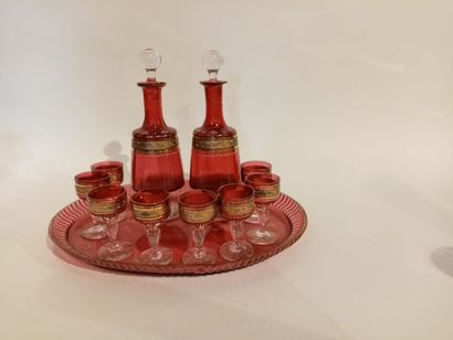 Service à liqueur en verre coloré composé...