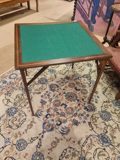 Table de bridge en pitch pin
H : 71 cm -...